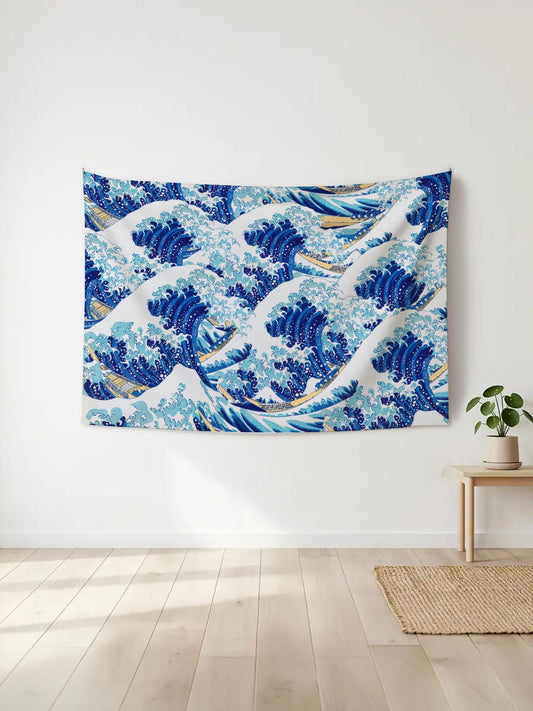 Hokusai'nin Büyük Dalga eserinden esinlenilmiş, mavi ve beyaz tonlarında, dinamik dalga desenli duvar örtüsü.