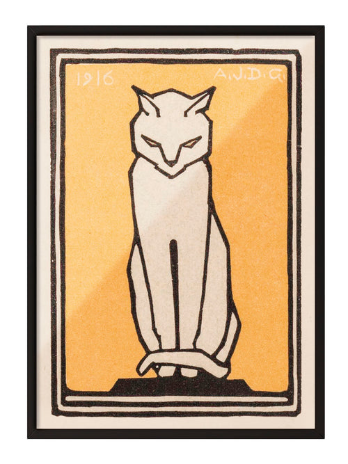 1916 tarihli, Art Deco tarzı, sarı-turuncu arka plan üzerinde oturan beyaz stilize kedi figürlü vintage poster.