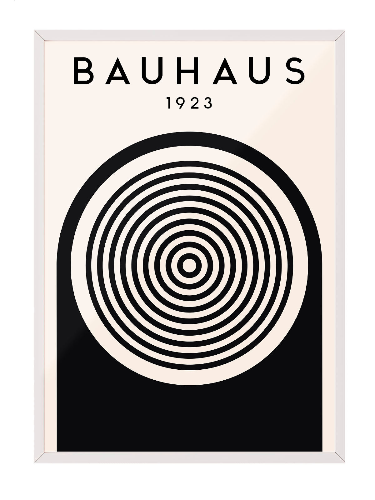 Siyah çerçeveli, krem zemin üzerine siyah konsantrik çemberler ve kemer deseni içeren Bauhaus 1923 posteri.