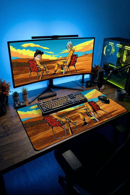 Rick and Morty temalı büyük boy desenli oyuncu mousepadi ve masaüstü kurulumu.
