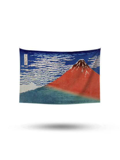 Hokusai'nin Kızıl Fuji Dağı tablosunu yansıtan, kırmızı, mavi ve yeşil tonlarında Japon sanatı duvar örtüsü.