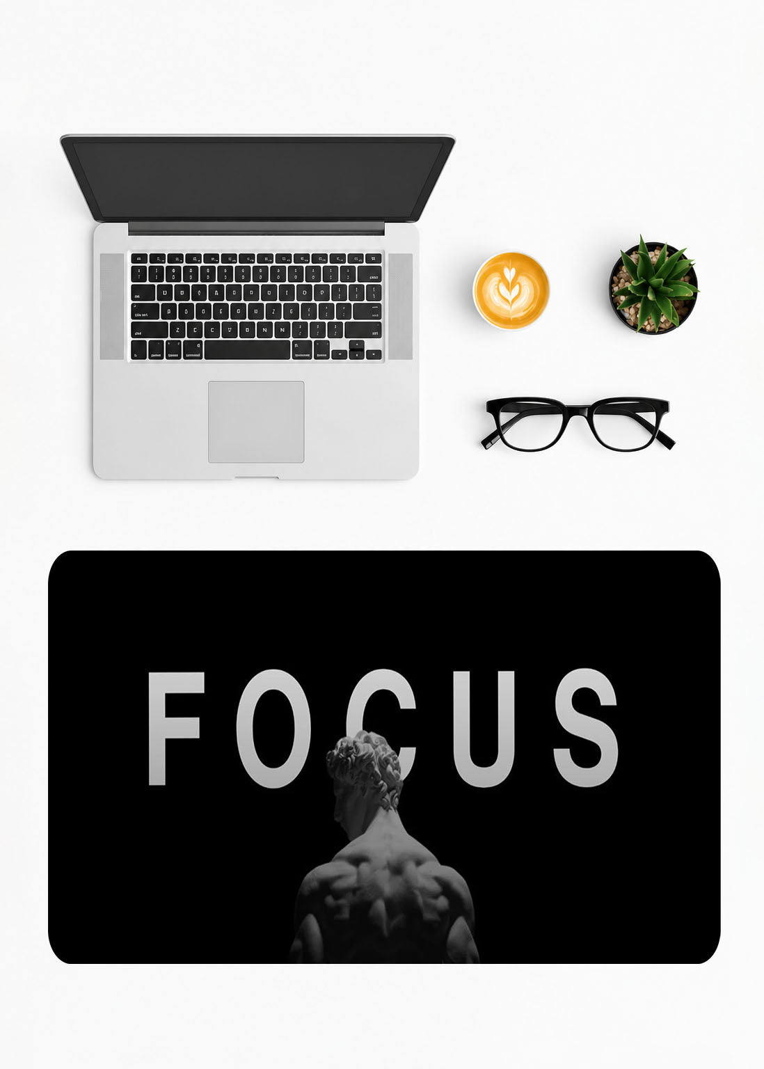 Siyah arka plan üzerinde beyaz FOCUS yazısı ve heykeltıraş figürlü desenli büyük oyuncu mousepad