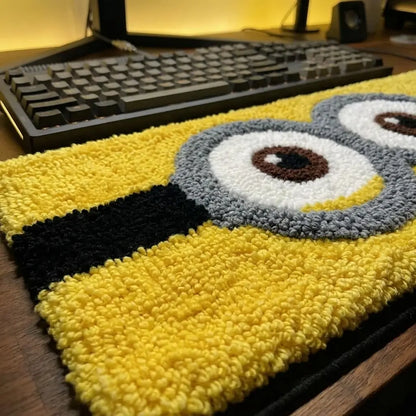 Minyonlar Klavye Tufting