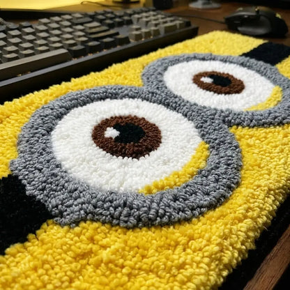 Minyonlar Klavye Tufting