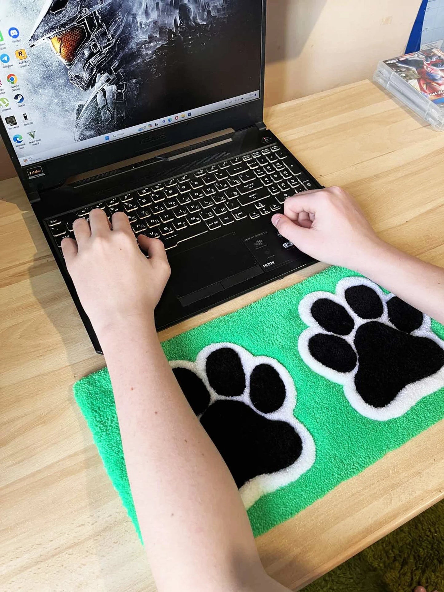 Paws Klavye Halısı