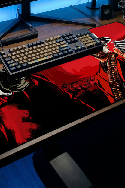 Arthur Morgan ve John Marston figürlü kırmızı ağırlıklı desenli büyük oyuncu mousepad
